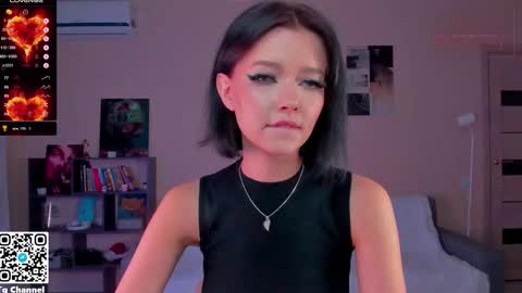 Snapshot of dindin_ chatting on December 14, 2025, 1:38 pm Jessie online show from December 14, 2025, 1:38 pm