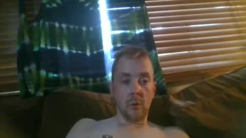 dingleberryjonesmagee online show from July 11, 2026, 4:10 pm