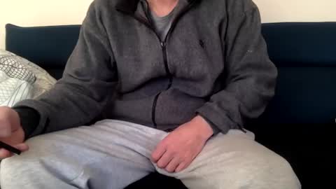 dinnerout1111 online show from January 13, 2025, 1:49 pm