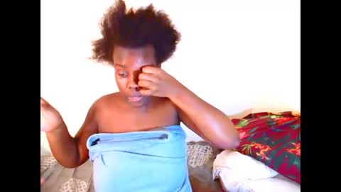 Snapshot of dinnydakrazx chatting on December 16, 2024, 7:00 pm dinnydakrazx online show from December 16, 2024, 7:00 pm