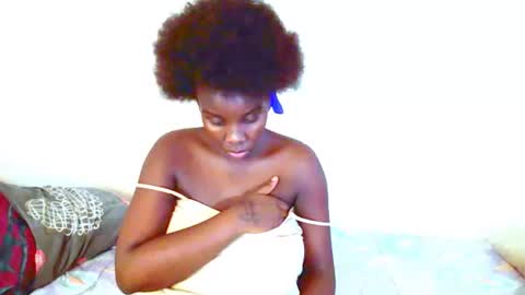 Snapshot of dinnydakrazx chatting on January 28, 2025, 12:00 pm dinnydakrazx online show from January 28, 2025, 12:00 pm