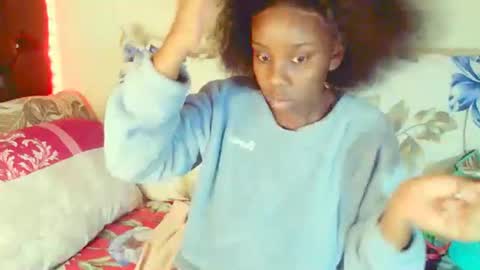 Snapshot of dinnydakrazx chatting on September 20, 2025, 7:09 am dinnydakrazx online show from September 20, 2025, 7:09 am