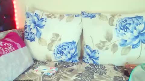 Snapshot of dinnydakrazx chatting on October 1, 2025, 7:25 am dinnydakrazx online show from October 1, 2025, 7:25 am