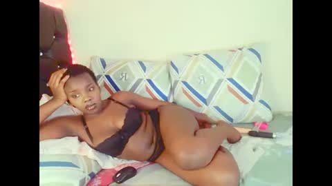 Snapshot of dinnydakrazx chatting on November 14, 2025, 7:07 am dinnydakrazx online show from November 14, 2025, 7:07 am