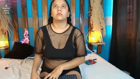 Snapshot of dinokoandkimcyci chatting on May 15, 2026, 12:01 pm dinokoandkimcyci online show from May 15, 2026, 12:01 pm