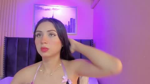 Snapshot of diosa_cristal chatting on May 23, 2026, 4:07 am Cristal online show from May 23, 2026, 4:07 am