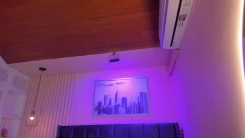 Snapshot of diosa_cristal chatting on June 18, 2026, 4:24 am Cristal online show from June 18, 2026, 4:24 am