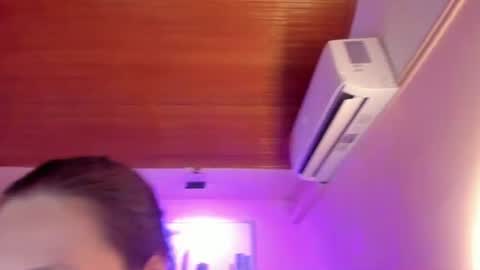 Snapshot of diosa_cristal chatting on June 24, 2026, 4:22 am Cristal online show from June 24, 2026, 4:22 am