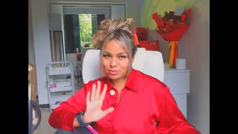 diosadeluniverso_ online show from March 16, 2026, 6:12 pm