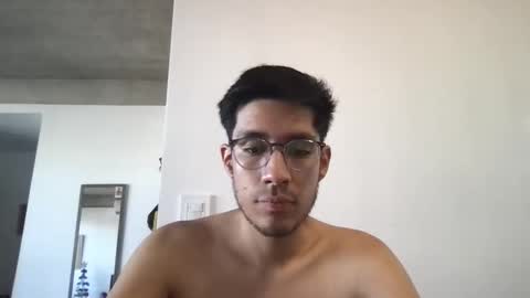 dioslatino online show from December 4, 2025, 2:15 pm