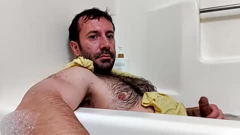 Snapshot of dipstik11 chatting on November 25, 2025, 6:02 am DIPSTIK online show from November 25, 2025, 6:02 am