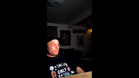 Snapshot of dirkdigglerofficial chatting on April 9, 2026, 1:38 am dirkdigglerofficial online show from April 9, 2026, 1:38 am