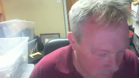 Snapshot of dirkpitt223 chatting on December 8, 2024, 10:47 pm DirtkPitt Fun guy working online show from December 8, 2024, 10:47 pm