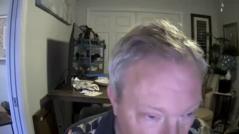 Snapshot of dirkpitt223 chatting on January 11, 2025, 8:21 pm DirtkPitt Fun guy working online show from January 11, 2025, 8:21 pm