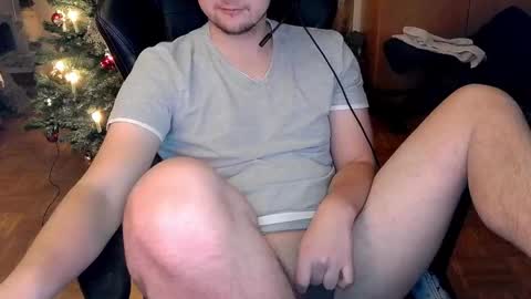 Snapshot of dirty_fun_boy chatting on December 13, 2024, 6:27 pm dirty_fun_boy online show from December 13, 2024, 6:27 pm