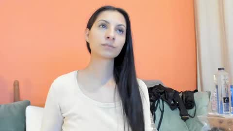 Snapshot of dirtybeya chatting on May 8, 2026, 6:35 pm Dirtybeya online show from May 8, 2026, 6:35 pm