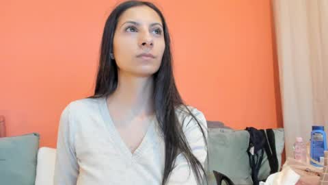Snapshot of dirtybeya chatting on May 18, 2026, 7:52 pm Dirtybeya online show from May 18, 2026, 7:52 pm