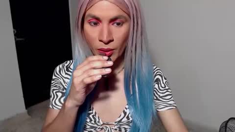 Snapshot of dirtydanezka chatting on November 21, 2025, 4:33 am dirtydanezka online show from November 21, 2025, 4:33 am