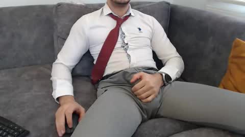 dirtyybooyy77 online show from February 5, 2026, 1:27 pm