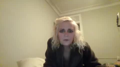 discorella online show from May 2, 2026, 4:50 am