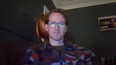 discovery_99 online show from October 4, 2025, 9:46 pm