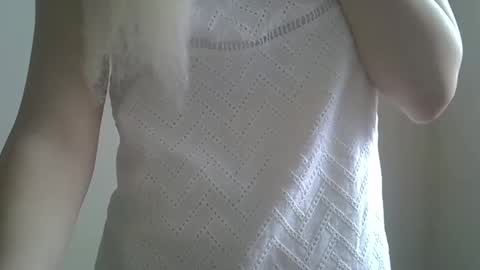 DitaMilton online show from October 2, 2025, 8:32 am