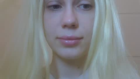 Snapshot of ditamilton chatting on April 13, 2026, 7:41 pm DitaMilton online show from April 13, 2026, 7:41 pm
