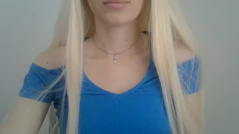 Snapshot of ditamilton chatting on July 10, 2026, 7:45 am DitaMilton online show from July 10, 2026, 7:45 am