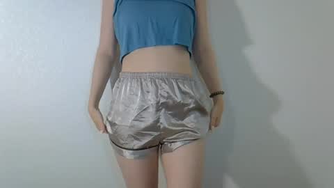 Snapshot of ditamilton chatting on July 21, 2026, 7:49 pm DitaMilton online show from July 21, 2026, 7:49 pm