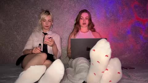 Snapshot of divine_hannah chatting on February 3, 2025, 8:13 pm Hannah online show from February 3, 2025, 8:13 pm