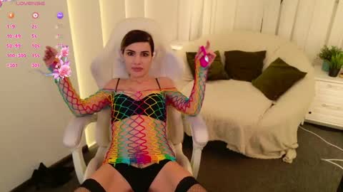 Snapshot of divine_mila chatting on May 19, 2026, 12:44 pm divine_mila online show from May 19, 2026, 12:44 pm