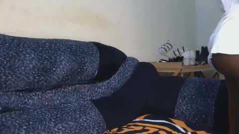 divineassgoddess online show from May 5, 2026, 3:47 am