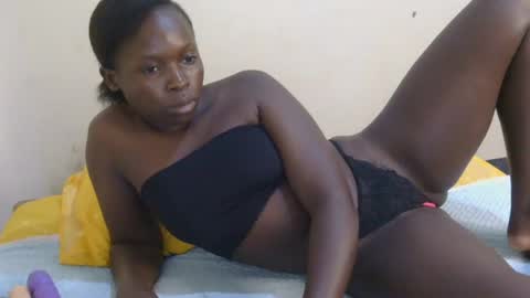 divineassgoddess online show from June 29, 2026, 3:57 am