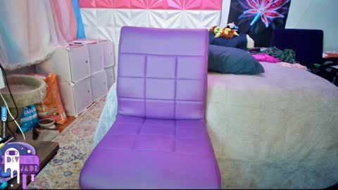 Snapshot of divynejade chatting on December 8, 2024, 3:21 am Jade Divyne online show from December 8, 2024, 3:21 am