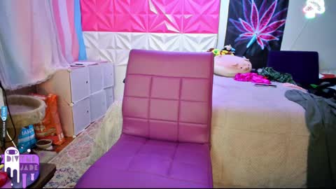 Snapshot of divynejade chatting on December 8, 2024, 6:22 am Jade Divyne online show from December 8, 2024, 6:22 am