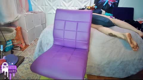 Snapshot of divynejade chatting on December 11, 2024, 3:24 am Jade Divyne online show from December 11, 2024, 3:24 am