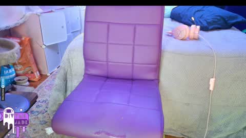 Snapshot of divynejade chatting on December 16, 2024, 5:27 am Jade Divyne online show from December 16, 2024, 5:27 am