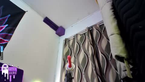 Snapshot of divynejade chatting on February 20, 2025, 7:12 am Jade Divyne online show from February 20, 2025, 7:12 am