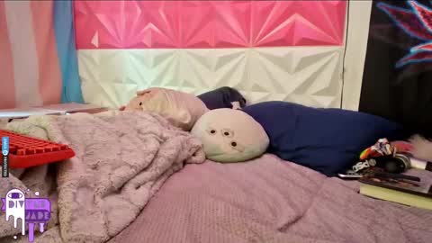 Snapshot of divynejade chatting on March 2, 2025, 8:40 pm Jade Divyne online show from March 2, 2025, 8:40 pm