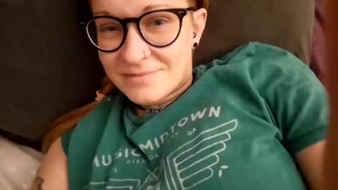 Snapshot of dixie_comanche chatting on December 2, 2024, 7:25 am dixie_comanche online show from December 2, 2024, 7:25 am