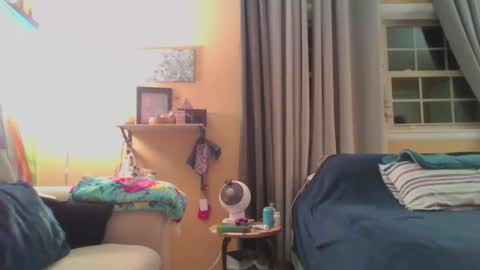 Snapshot of dixie_comanche chatting on February 5, 2025, 3:34 am dixie_comanche online show from February 5, 2025, 3:34 am