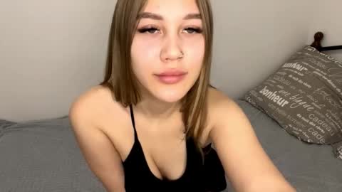 Snapshot of dixiecritchley chatting on October 2, 2025, 4:58 pm Stella online show from October 2, 2025, 4:58 pm