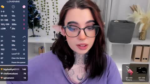 Snapshot of dixipixi_ chatting on December 19, 2024, 1:29 pm dixipixi_ online show from December 19, 2024, 1:29 pm