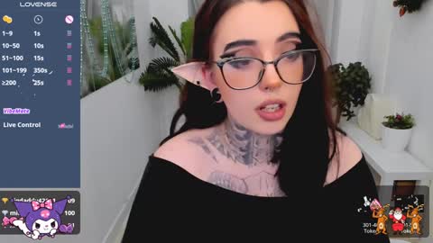 Snapshot of dixipixi_ chatting on December 28, 2024, 11:52 am dixipixi_ online show from December 28, 2024, 11:52 am