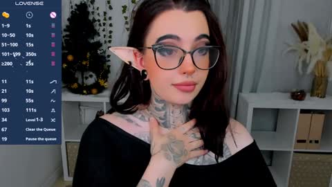 Snapshot of dixipixi_ chatting on December 30, 2024, 10:32 am dixipixi_ online show from December 30, 2024, 10:32 am