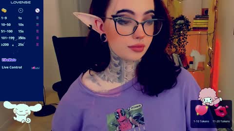 Snapshot of dixipixi_ chatting on January 5, 2025, 5:41 am dixipixi_ online show from January 5, 2025, 5:41 am