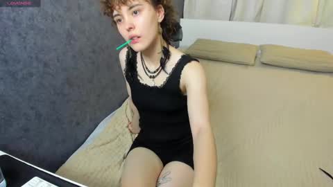 Snapshot of dizer_clop chatting on February 24, 2025, 6:47 pm Dizer online show from February 24, 2025, 6:47 pm