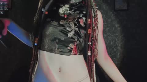 Snapshot of dizer_clop chatting on October 21, 2025, 4:51 pm Dizer online show from October 21, 2025, 4:51 pm