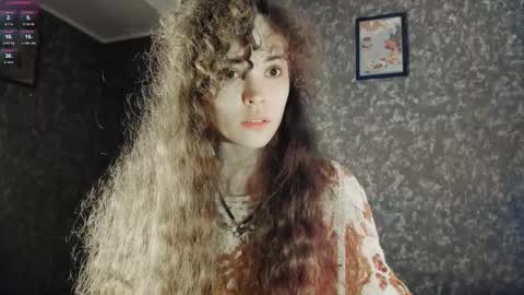 Snapshot of dizer_clop chatting on October 31, 2025, 3:24 pm Dizer online show from October 31, 2025, 3:24 pm