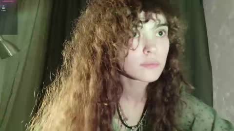 Snapshot of dizer_clop chatting on November 21, 2025, 9:13 pm Dizer online show from November 21, 2025, 9:13 pm